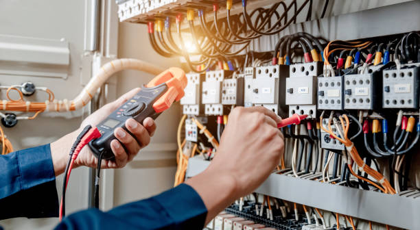  Crystal Lake, CT Electrician Pros